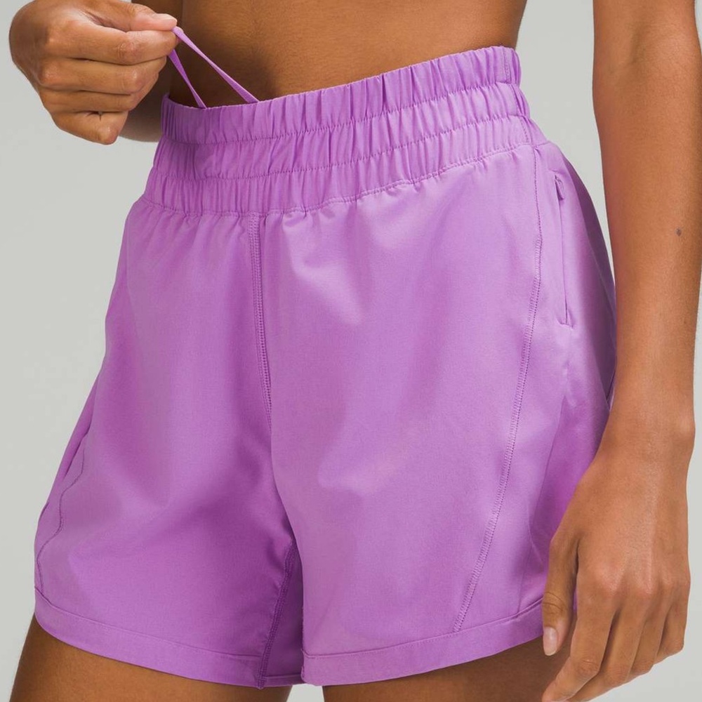 Nwot lululemon track that short